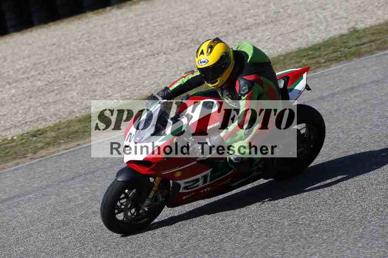 /01 02.04.2026 MAZ ADR/Gruppe gelb Gruppe gruen/21